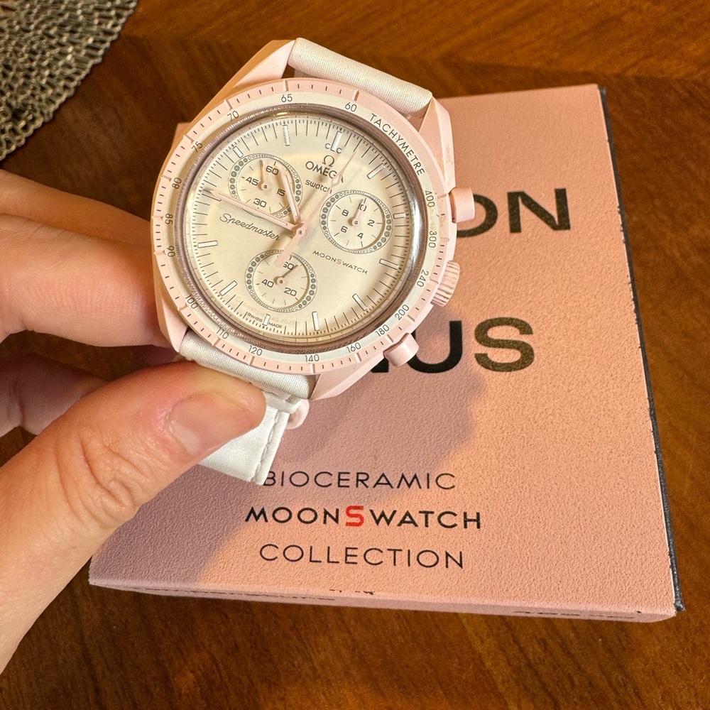 Swatch x omega - mission to venus - Price is Firm